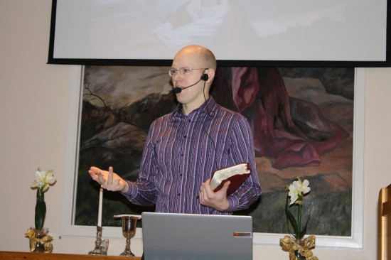 Jonas Byström är tillbaka efter föräldraledighet och predikade vid Söndagens ekumeniska årshögtid.